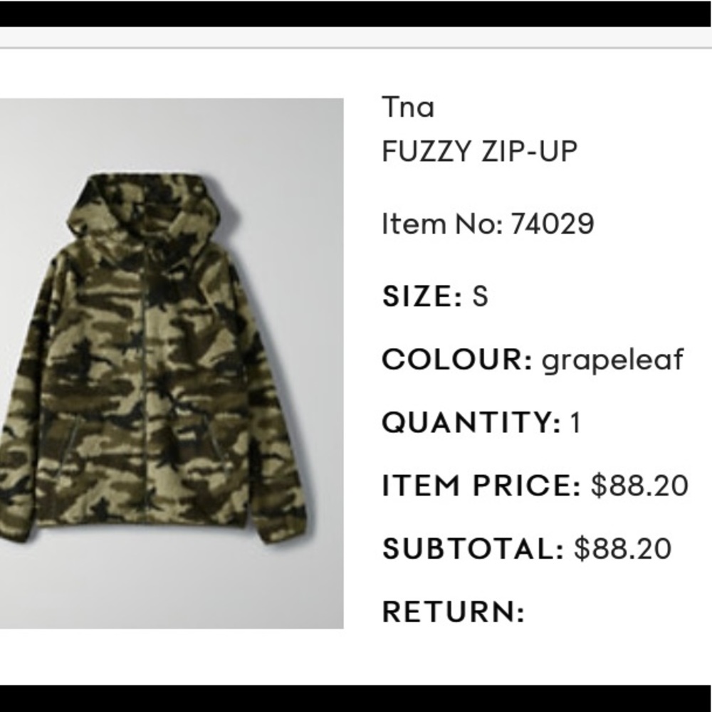 Aritizia TNA camouflage fuzzy zip-up